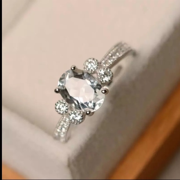 New Women’s 925 Silver Diamond Ring - Picture 2 of 6